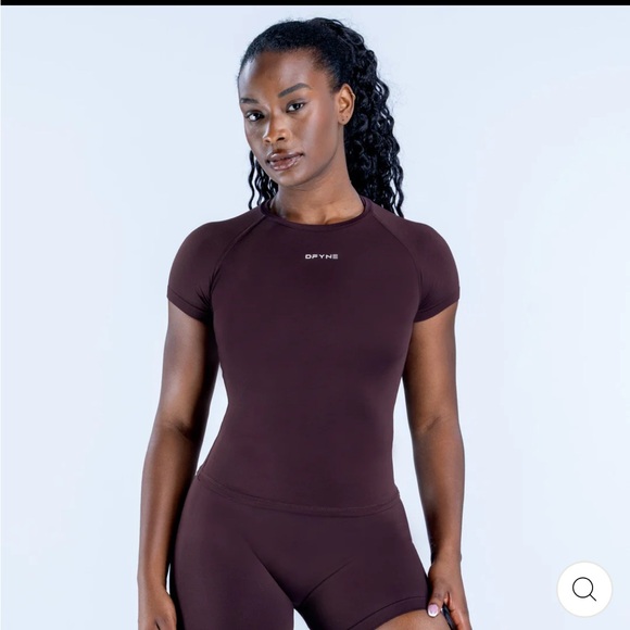 Dfyne Tops - DFYNE Women's Short Sleeve Compression Tee in Deep Burgundy